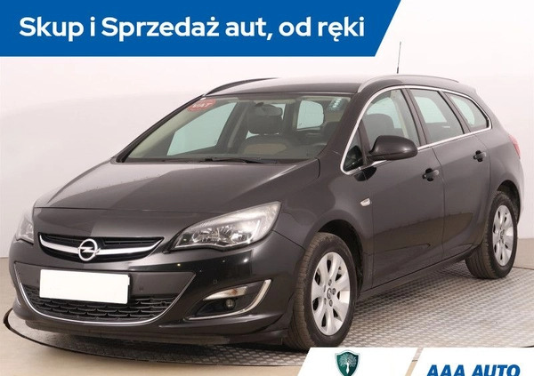 Opel Astra cena 40000 przebieg: 149096, rok produkcji 2014 z Mońki małe 254